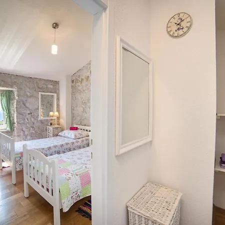 Peaceful Oasis With Whirlpool Holiday home *