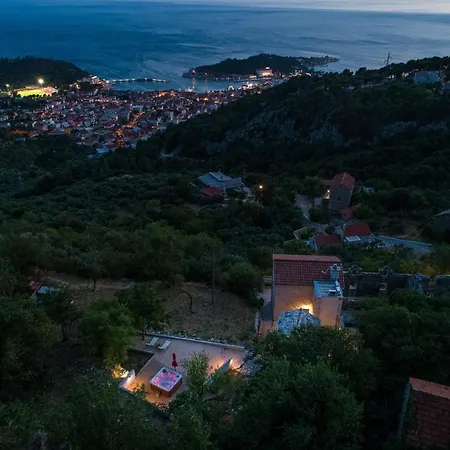 Holiday home Peaceful Oasis With Whirlpool Makarska