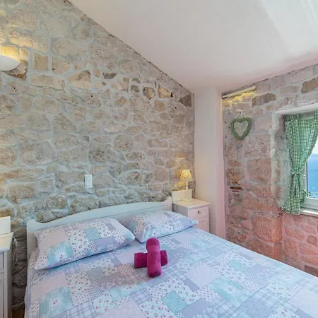 Peaceful Oasis With Whirlpool Makarska