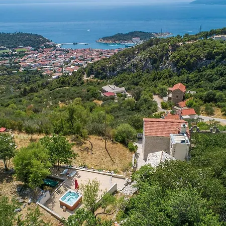 Peaceful Oasis With Whirlpool Holiday home *
